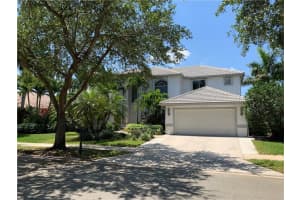 2745 Meadowood Dr, Weston, FL 33332 Sold 10/10/24