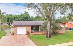 8959 SW 52 Pl, Cooper City, FL 33328 Sold 12/14/23