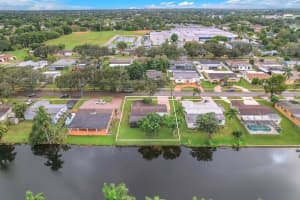 8959 SW 52 Pl, Cooper City, FL 33328 Sold 12/14/23