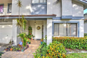 5226 Gate Lake Rd #5226, Tamarac, FL 33319, Sold 01/05/24
