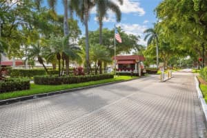 9611 N Hollybrook Lake Dr 308, Pembroke Pines, FL 33025 Sold 03/15/24