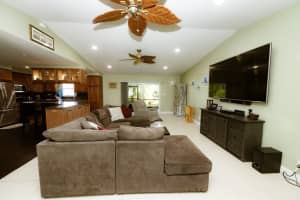 7018 NW 101st Ave, Tamarac, FL 33321 Sold 01/23/24