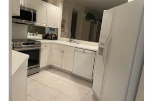 12468 Crystal Pointe Dr 101, Boynton Beach, FL 33437 Sold 03/29/24