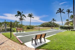 5200 N Ocean Blvd 706, Lauderdale By The Sea, FL 33308 Sold 02/12/24