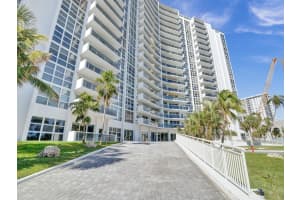 2841 N Ocean Blvd 202, Fort Lauderdale, FL 33308 Sold 03/15/24