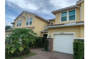 4362 Veleiros Ave, Deerfield Beach, FL 33064 Sold 07/29/24