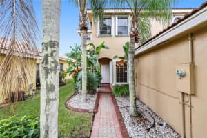 5315 NW 117th Ave, Coral Springs, FL 33076 Sold 04/26/24