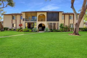 127 Lake Pine Cir A1, Greenacres, FL 33463 Sold 05/20/24