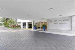 340 Sunset Dr 1805, Fort Lauderdale, FL 33301 Sold 04/03/24