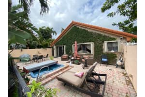 4136 NW 6th St, Deerfield Beach, FL 33442 Sold 04/04/24