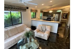 4136 NW 6th St, Deerfield Beach, FL 33442 Sold 04/04/24