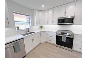 234 NW 37th Way, Deerfield Beach, FL 33442 Sold 12/22/23