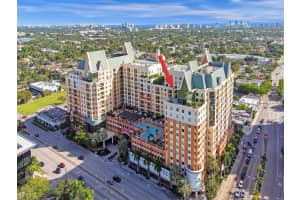 100 N Federal Hwy PH-1, Fort Lauderdale, FL 33301 Sold 10/29/25