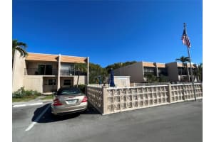 1401 N 15th Ave 14, Hollywood, FL 33020 Sold 03/07/24