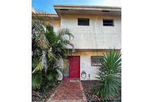 740 SE 1st Way 110, Deerfield Beach, FL 33441 Sold 12/15/23