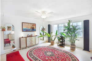 5400 N Ocean Blvd 3, Lauderdale By The Sea, FL 33308 Sold 02/15/24