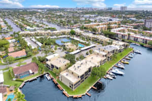 1100 SE 5th Ct 3, Pompano Beach, FL 33060 Sold 03/12/24