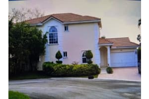 770 NW 135 Way, Plantation, FL 33325 Sold 01/24/24