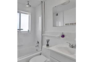 1000 SE 4th St 304, Fort Lauderdale, FL 33301 Sold 01/29/24