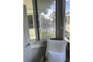 1000 SE 4th St 304, Fort Lauderdale, FL 33301 Sold 01/29/24