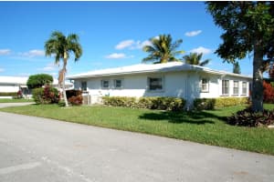 6812 NW 75th Ct, Tamarac, FL 33321 Sold 04/12/24
