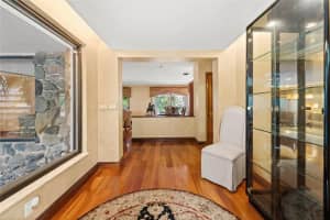 19900 NE 21st Ct, Miami, FL 33179 Sold 02/01/24