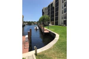 MLS# F10410583, Boca Raton, Florida 33432