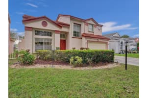 2721 Cayenne Ave, Cooper City, FL 33026 Sold 02/16/24