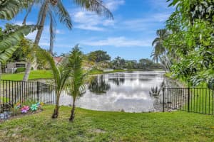 10320 Santiago St, Hollywood, FL 33026 Sold 01/22/24