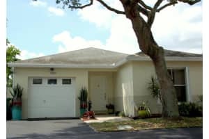 7080 SW 41st Pl, Davie, FL 33314 Sold 05/02/24