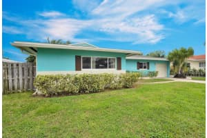 1120 SW 13th St, Boca Raton, FL 33486 Sold 02/22/24