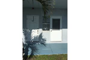 2223 Park Ln 109, Hollywood, FL 33021 Sold 11/22/24