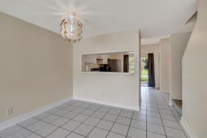 8126 San Carlos Cir 8126, Tamarac, FL 33321 Sold 01/18/24