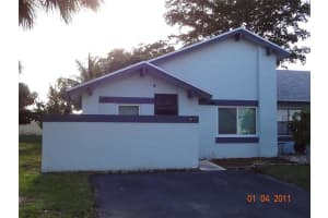 8013 NW 100th Dr 8013, Tamarac, FL 33321 Sold 12/21/23