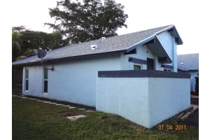 8013 NW 100th Dr 8013, Tamarac, FL 33321 Sold 12/21/23