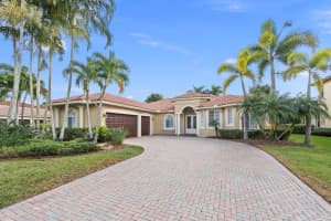 4641 SW Long Bay Dr, Palm City, FL 34990 Sold 06/13/24