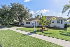 10398 Dorchester Drive, Boca Raton, FL 33428 Sold 01/11/24