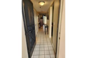 4700 Lucerne Lakes Blvd 505, Lake Worth, FL 33467 Sold 11/01/24