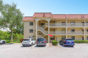 128 S Cypres Rd 812, Pompano Beach, FL 33060 Sold 01/09/24