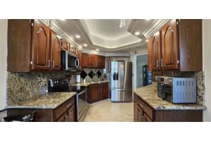1300 S Ocean Blvd 206, Pompano Beach, FL 33062 Sold 01/22/24