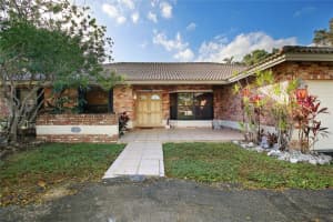 824 NW 110th Ln, Coral Springs, FL 33071 Sold 03/11/24