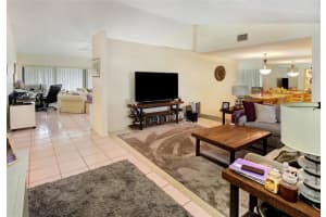 824 NW 110th Ln, Coral Springs, FL 33071 Sold 03/11/24