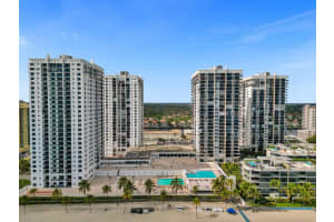 2101 S Ocean Dr 403, Hollywood, FL 33019 Sold 06/14/24