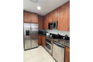 16102 Emerald Estates Dr 412, Weston, FL 33331 Sold 02/05/24