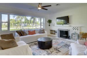 216 Dixie Blvd, Delray Beach, FL 33444 Sold 03/29/24