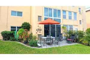 2400 NE 1st Ln 102, Boynton Beach, FL 33435 Sold 03/18/24