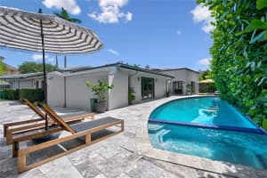 34 Cayuga Rd, Sea Ranch Lakes, FL 33308 Sold 11/04/24