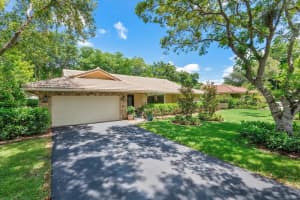 8833 NW 47th Dr, Coral Springs, FL 33067 Sold 03/18/24
