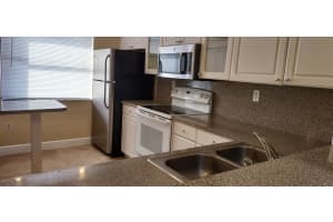 371 W Park Dr 5-17, Miami, FL 33172 Sold 10/30/24