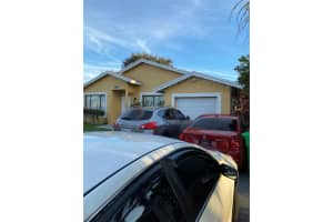 9616 NW 49th St, Sunrise, FL 33351 Sold 03/07/24